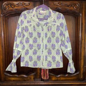 Vintage Lavender Floral Button-Up Shirt with Lace Trim